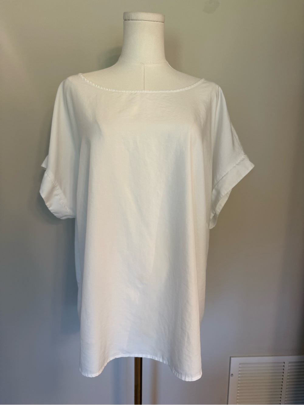 Eileen Fisher White Boatneck Tunic Top 2X Minimalist Short Sleeve Blouse Flowy
